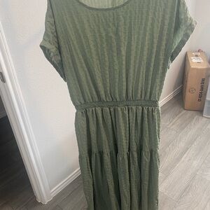 SHEIN Olive Green Textured Short-Sleeve Maxi Dress